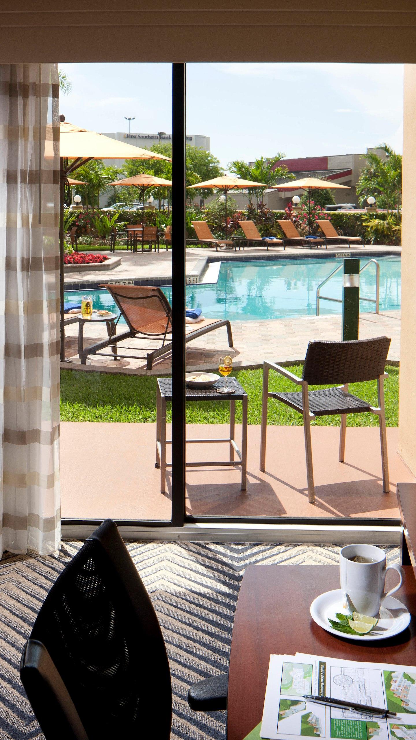 Courtyard By Marriott Fort Lauderdale East / Lauderdale-By-The-Sea Exterior foto