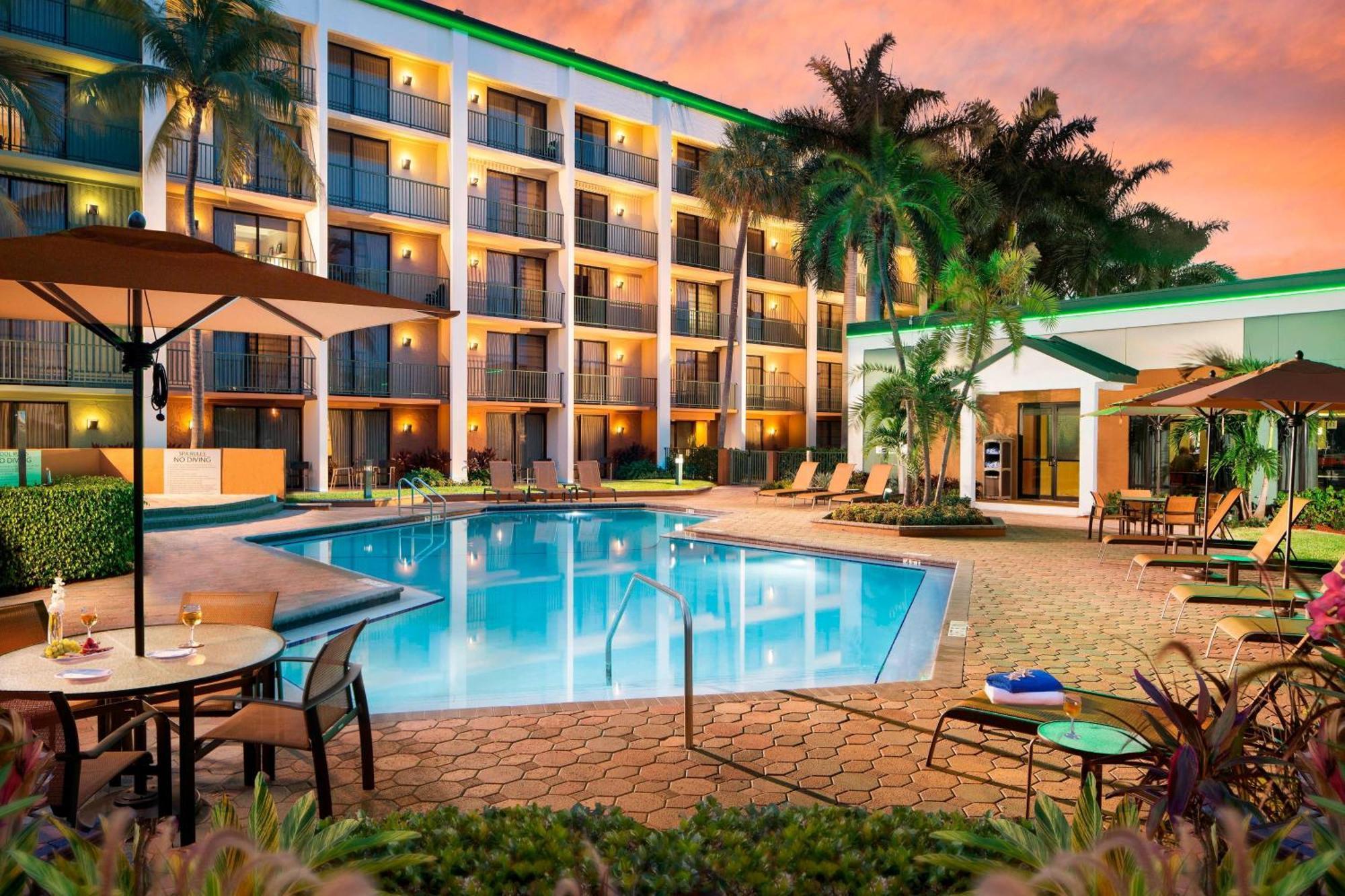 Courtyard By Marriott Fort Lauderdale East / Lauderdale-By-The-Sea Exterior foto