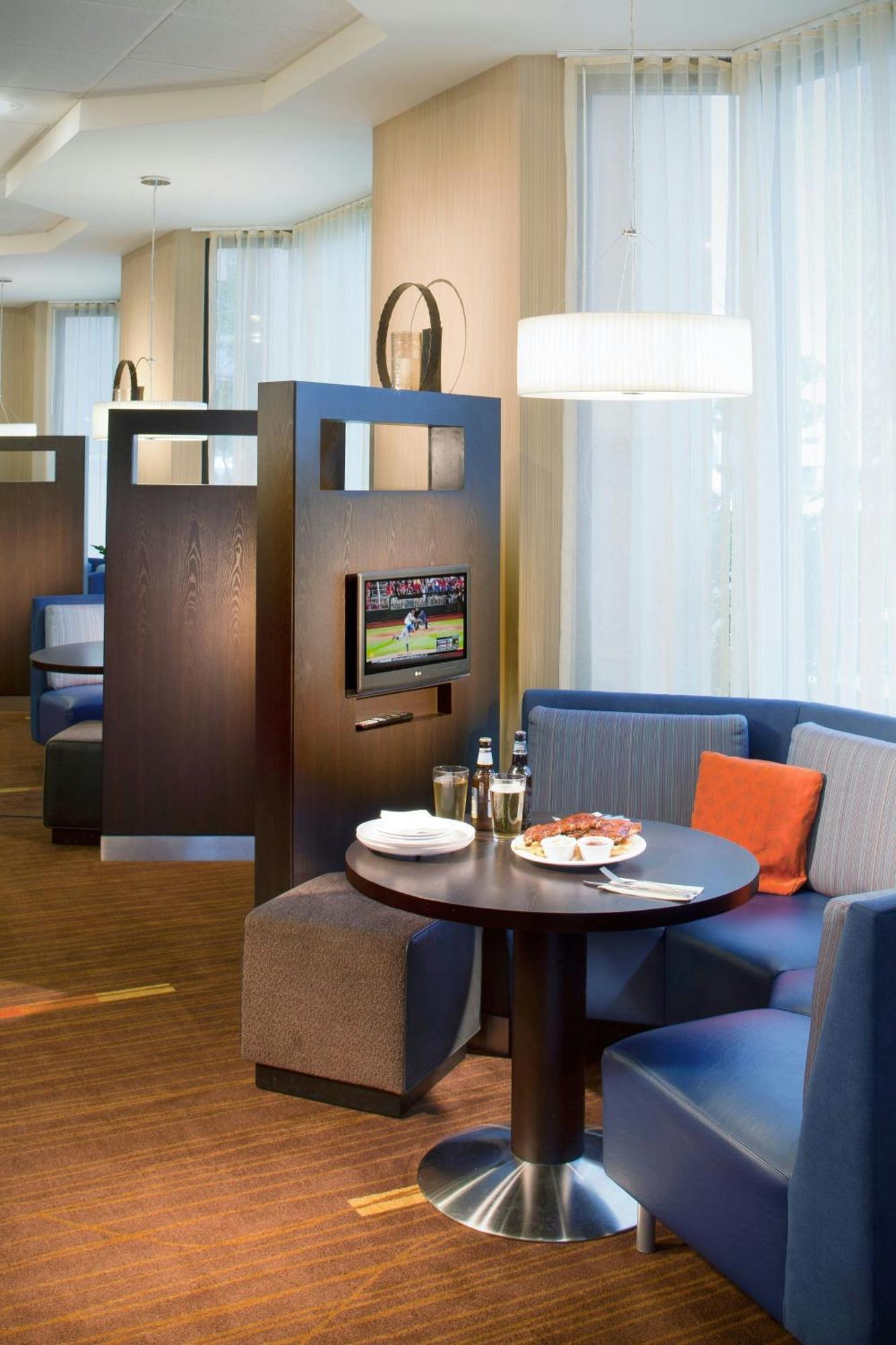 Courtyard By Marriott Fort Lauderdale East / Lauderdale-By-The-Sea Exterior foto