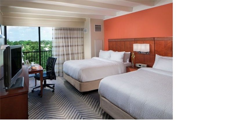 Courtyard By Marriott Fort Lauderdale East / Lauderdale-By-The-Sea Exterior foto